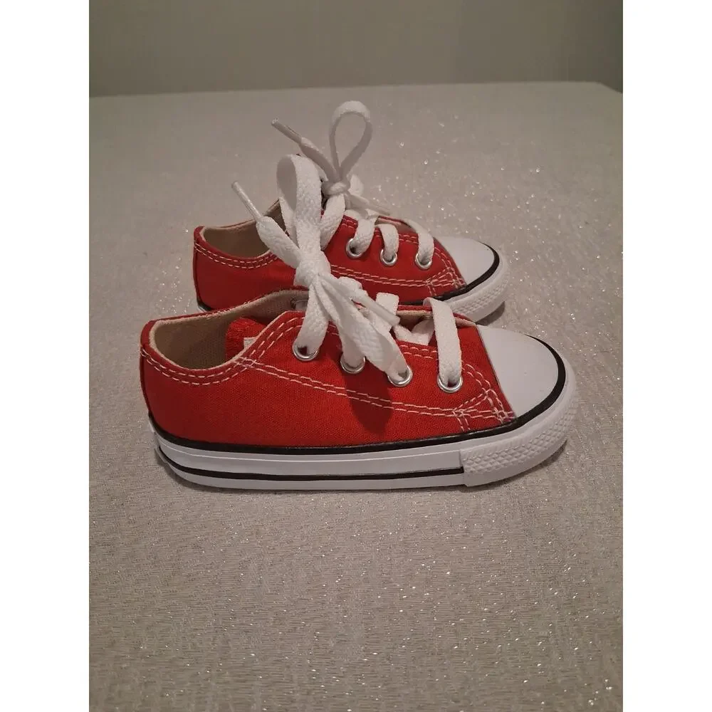 Converse Chuck Taylor All Star Infant Size 6 Red Low Top Sneakers 7J236 Kids